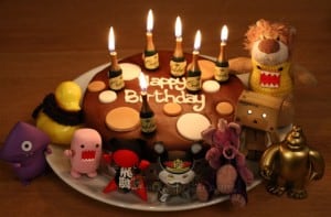 Cute toys Birthday wishes Cake.